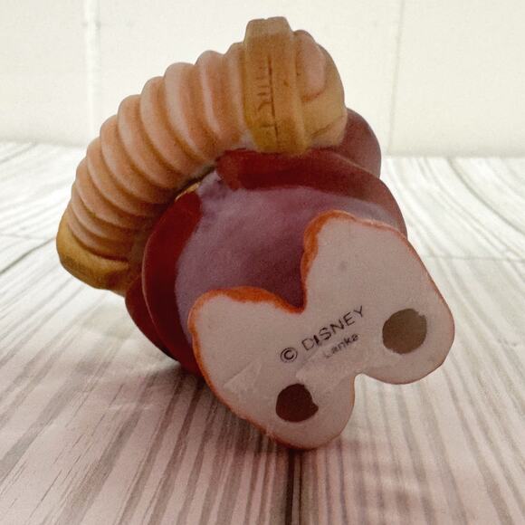 Vintage DISNEY Snow White Seven Dwarves BASHFUL Sri Lanka Porcelain Bisque ~3” - Picture 5 of 5